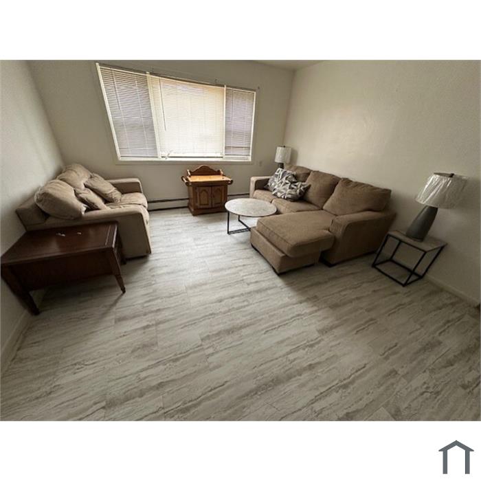 2115 Hebron Ave